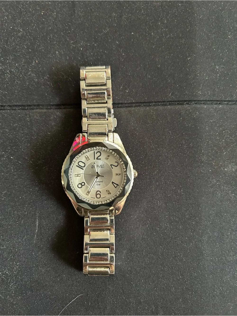 August Steiner Silver Women's Stainless Steel Wristwatch - Fashion Diamond Dial